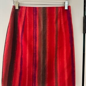 Elegant Red Knee-Length Pencil Skirt for Night Out